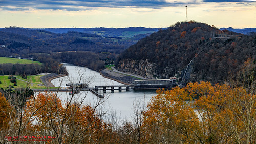 usa fall nature landscape geotagged outdoors photography unitedstates hiking tennessee hdr carthage geo:country=unitedstates camera:make=canon exif:make=canon geo:state=tennessee monoville canon7dmkii exif:aperture=ƒ80 exif:lens=18250mm sigma18250mmf3563dcmacrooshsm bearwallergaptrail exif:isospeed=400 exif:focallength=51mm camera:model=canoneos7dmarkii exif:model=canoneos7dmarkii geo:city=carthage geo:location=monoville geo:lon=85951666666667 geo:lat=36301388333333