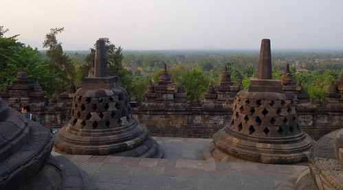 century forest indonesia landscape temple java pyramid stupa buddhism unesco worldheritagesite yogyakarta 9th borobudur