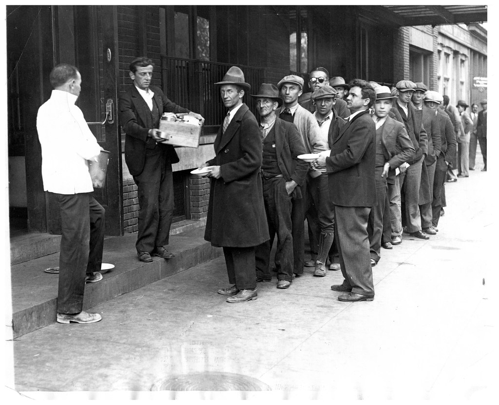 Bread line forms during Great Depression: 1930