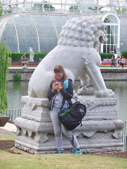 Girl at Ancient Chinese Guardian Lion Statute, Lakeside, Kew Gardens @ 25 July 2015 (1/2)