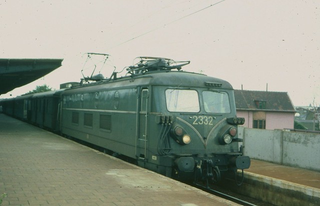 SNCB/NMBS 2332 at Gent St Pieters in 1977
