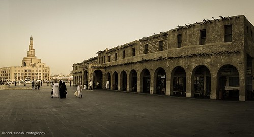 people panorama sony arches mosque souq doh doha qatar fanar waqif zhunesh dscrx100m3