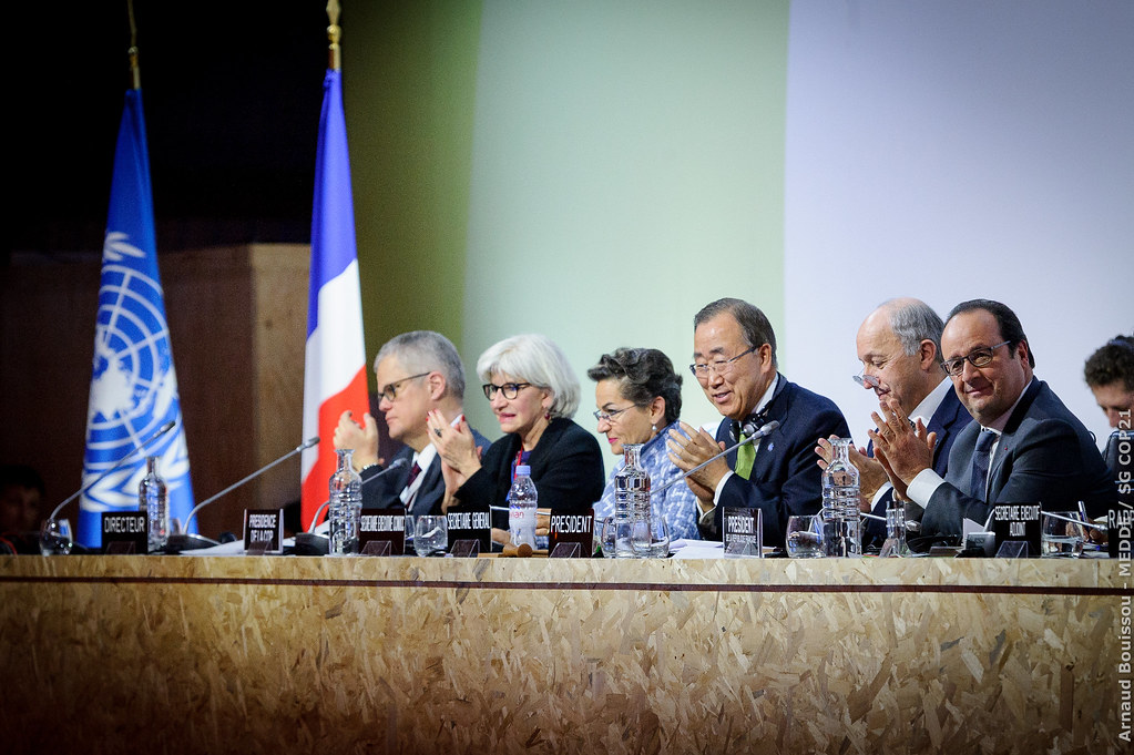 Séance plénière de la COP21 pour l’adoption de l’accord de Paris (Salle Seine - Le Bourget)