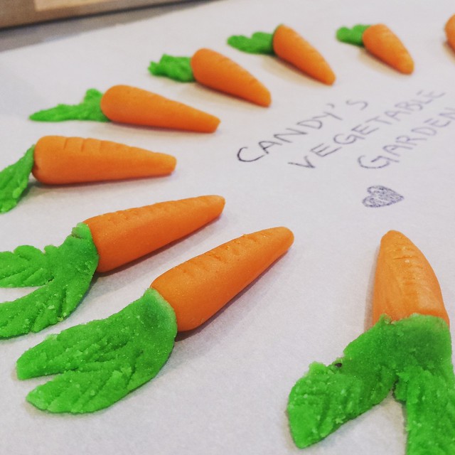 Marzipan Carrots: Playdoh Time