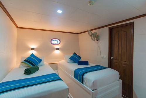MV Emperor Voyager