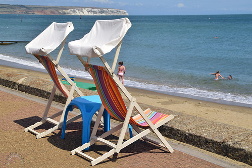 sea beach sand view isleofwight deckchairs shanklin jainbow southseadeckchairs