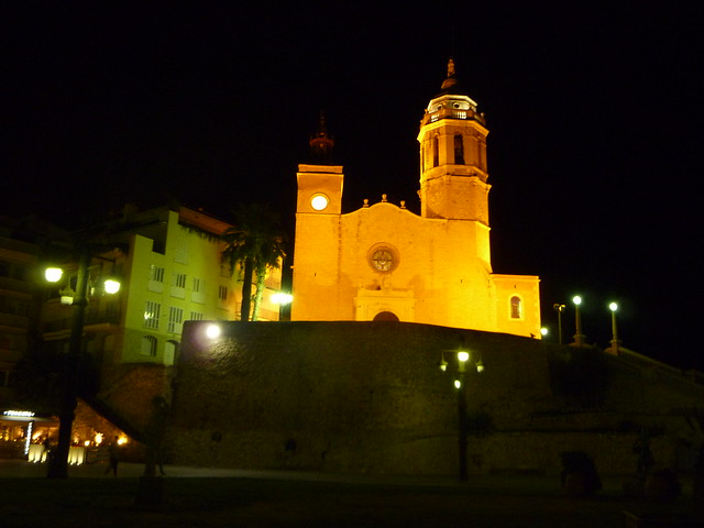 Sitges church at night
