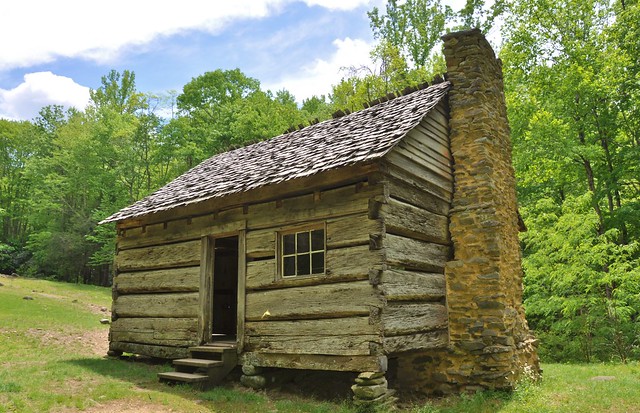 Pioneer cabin - Great Smoky Mountains National Park