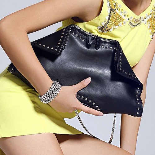 👗 #ootd #outfitoftheday #toptags @top.tags #lookoftheday #fashion #fashiongram #style #love #beautiful #currentlywearing #lookbook #wiwt #whatiwore #whatiworetoday #ootdshare #outfit #clothes #wiw #mylook #fashionista #todayimwearing #instastyle #in | by accessorize.beauty