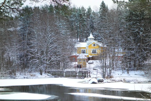 christmas trees winter house snow cold building water yellow forest finland river landscape 2014 kotka langinkoski kymijoki riverkymi sakarip