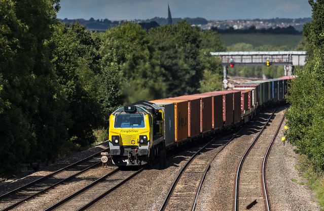 Freight liner Class 70 no 70016 at Tupton on 27-08-2015 with a Leeds to Southampton Intermodal service