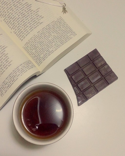 Libro & Cioccolata / Book & Chocolate (and Tea)