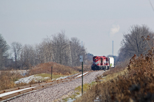 railroad train railway locomotive railfan emd gp38 wsor wisconsinandsouthern