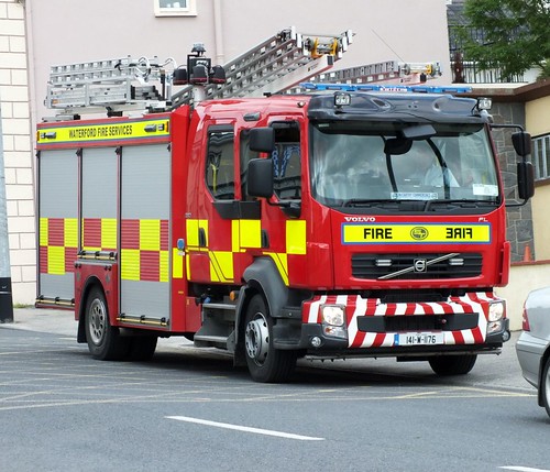 ireland volvo fireengine ems waterford fireappliance kilmacthomas pumpladder waterfordfireservice 141w1176