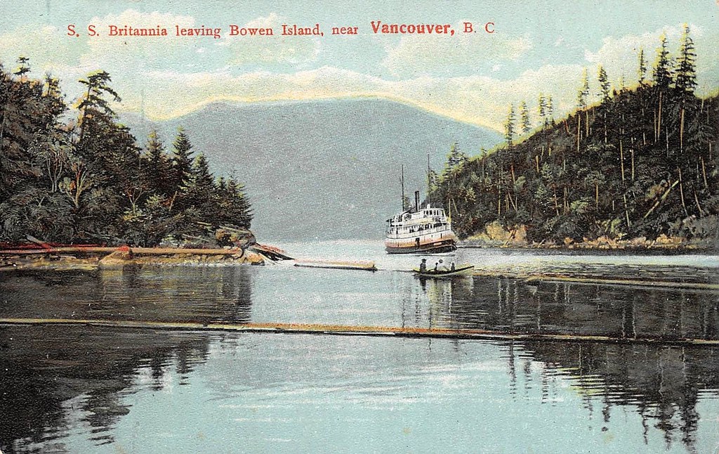 OLD POSTCARD SIZE PHOTO OF BOWEN ISLAND CANADA SS BRITANNIA AT THE DOCK c1910 