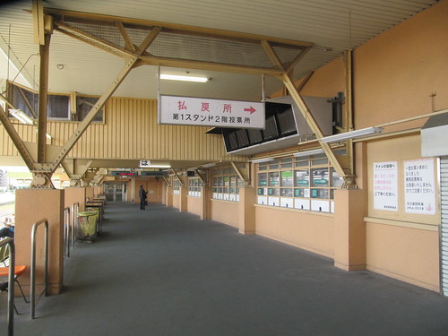 名古屋競馬場の第一スタンド2階
