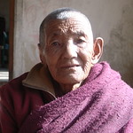 17 Ladakh nonnen