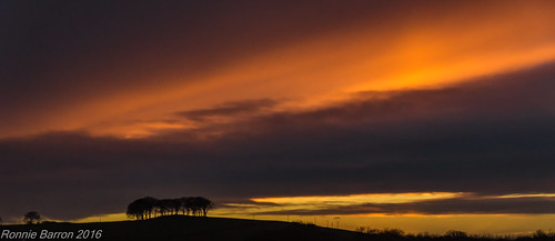 ayrshire rcb4j ronniebarron scotland sonyslta77v sonydt18250mmf3563 art photography sunset valley sky evening night gloaming sunsetting naturethroughthelens