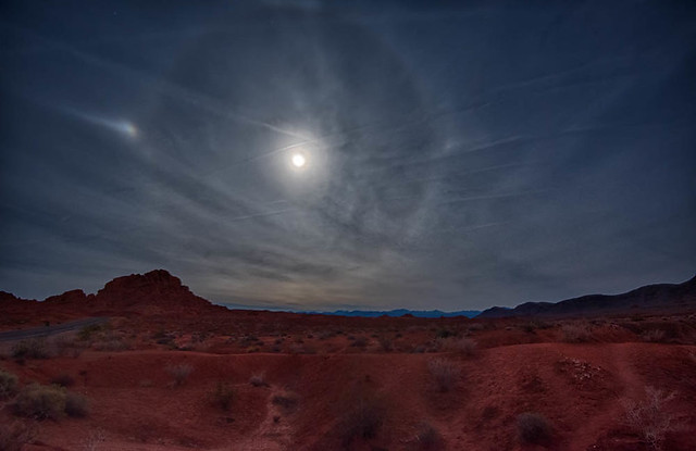 Valley of Fire - Moon Ring