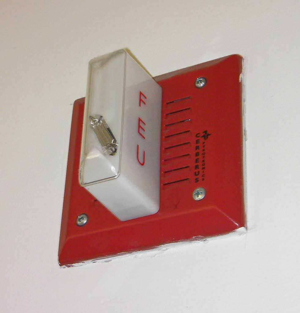 NEW CERBERUS PYROTRONICS HN-S RED SURFACE FIRE ALARM HORN 21 30 VDC 