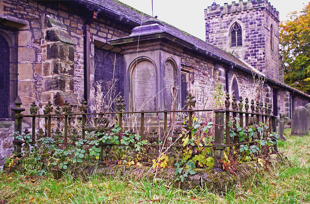 Grave Fence - Kildwick - HFF