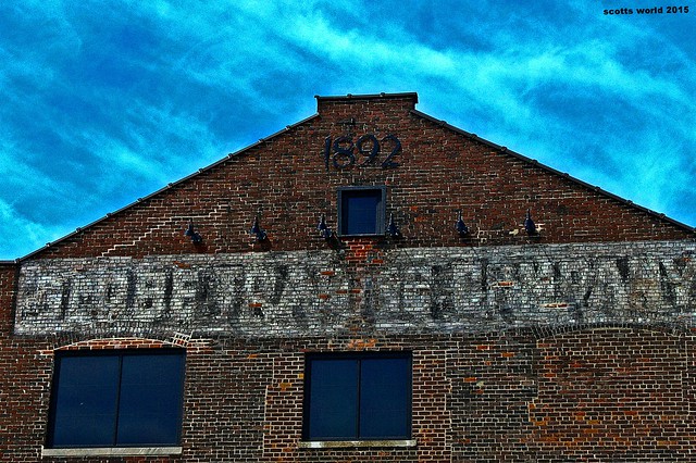 Globe Trading Company-a ghost sign (Explore!)