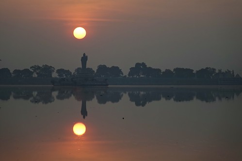 india lake statue sunrise dawn buddha hyderabad tankbund hussainsagarlake