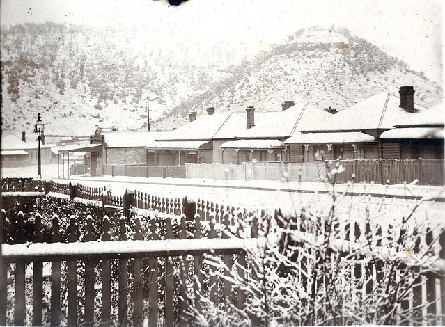 1925 Lithgow Houses under snow