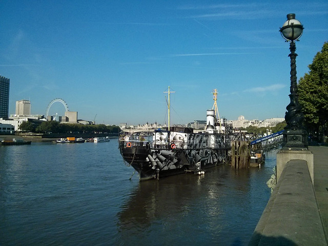 HMS President dazzles in camouflage livery