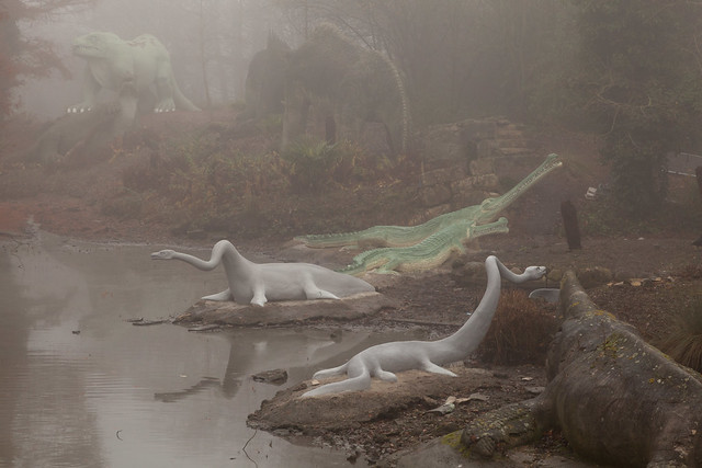 Dinosaurs in the mist | Dinosaur Court | Misty Crystal Palace-4