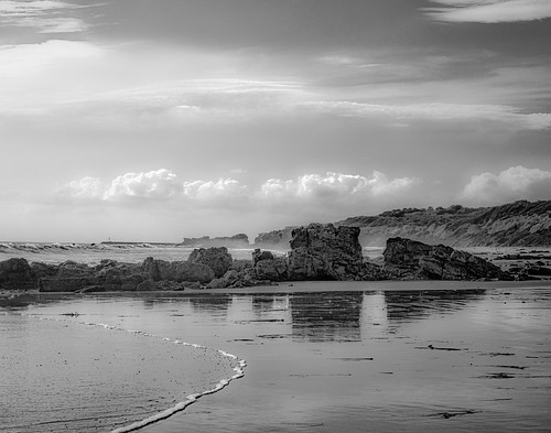 ocean california bw beach clouds landscape outdoors us surf unitedstates pacific newportbeach cliffs crystalcove crystalcovestatepark