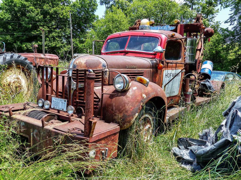 Tom S Rusty Old Dodge Tow Truck Tom S Farm Near Batavia O Flickr