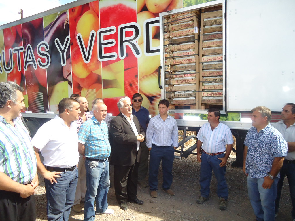 2015-12-30 PRODUCCIÓN: Salió el primer camión de “Frutas y Verduras ...