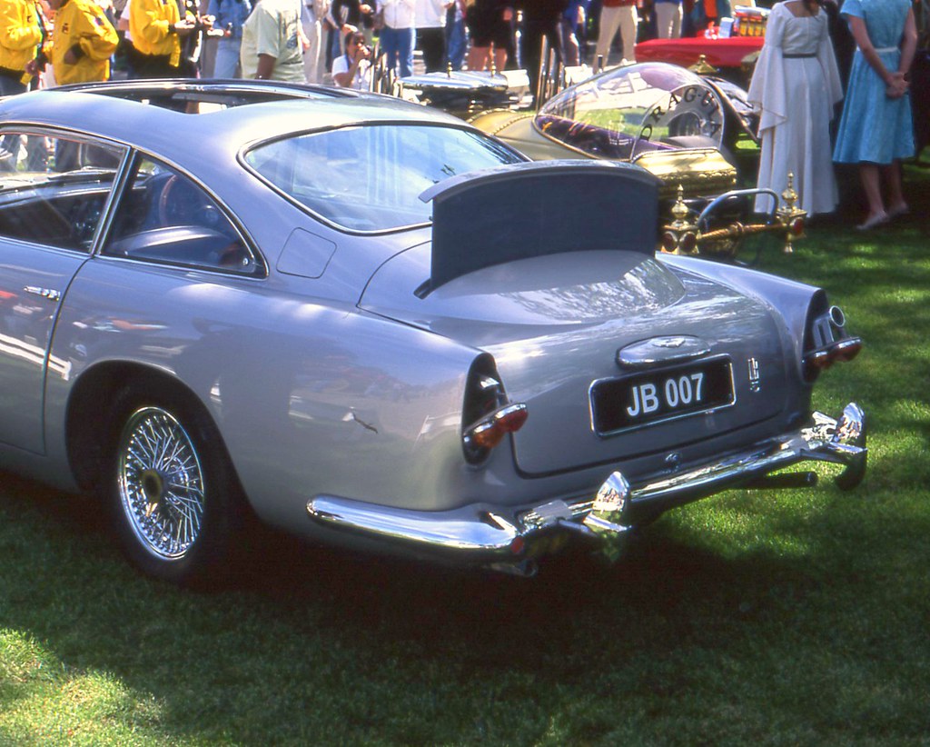 1965 Aston Martin DB5 coupe James Bond 007 car # 3 or 4