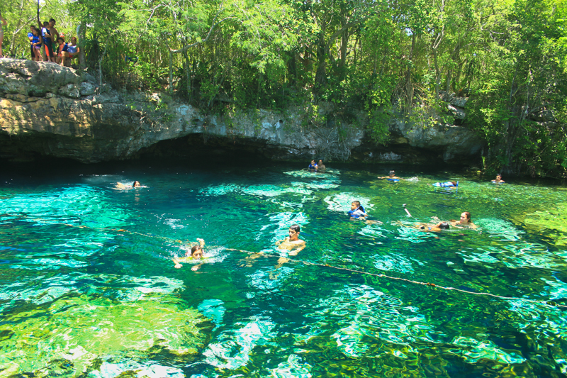 Cenote Azul - Riviera Maya