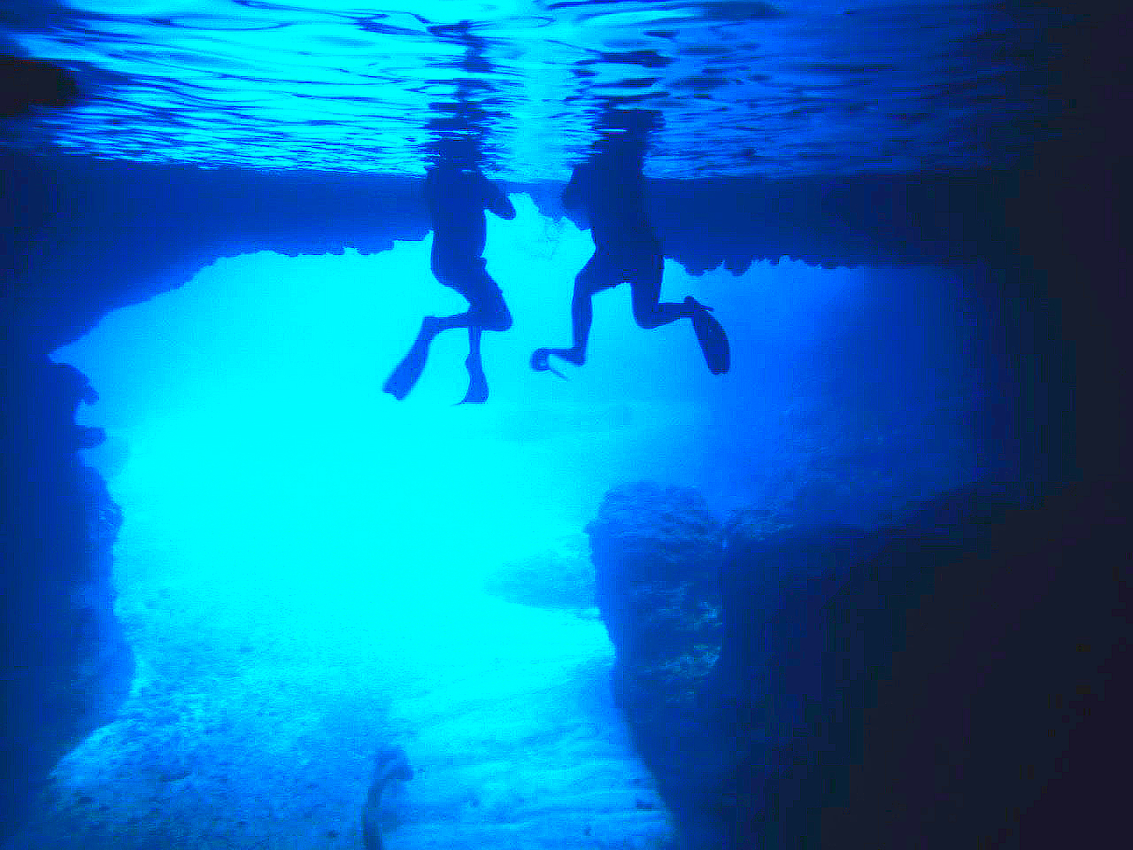 One of the fantastic activities to do on tanna is to visit the Blue cave on the northern tip of the Island. A trip by boat along the western coast provides travellers with a good view of the coast.