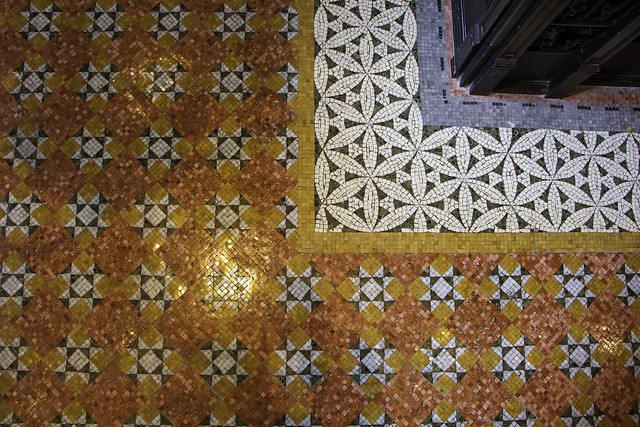 Ceiling of a floor