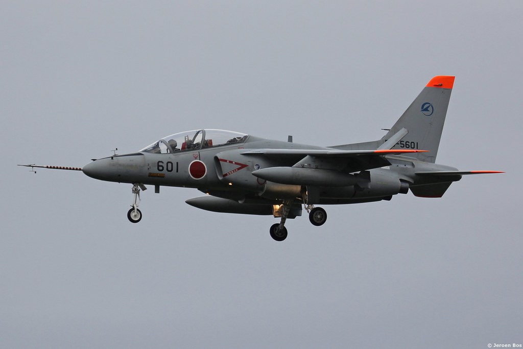 Kawasaki XT-4 56-5601, the first T-4 prototype, Air Development and Test Wing JASDF at Gifu AB