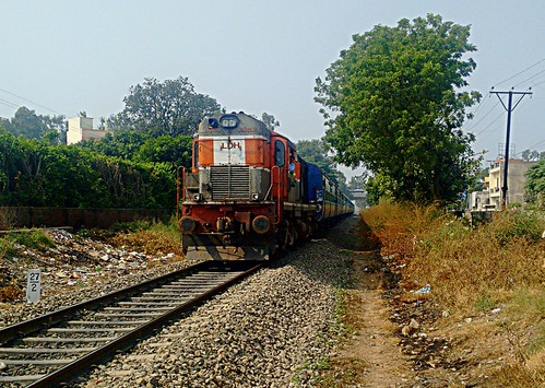 54552 BTI-UMB Passenger | by Puru P Dixit (Die hard RF)