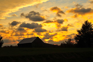 Sunset Over a Barn BJS_1721
