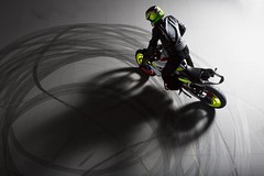 BMW подготовила легкий мотоцикл для стантрайдинга Concept Stunt G 310