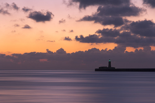 ocean sea sun lighthouse seascape sunrise canon mediterranean horizon nopeople malta orangesky sliema valletta 60d tignepoint counteragent
