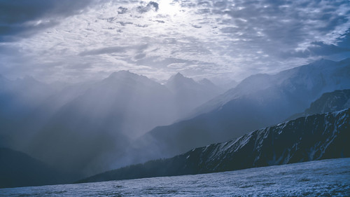 blue india snow mountains cold clouds sunrise trekking landscape frozen snowcapped peaks sunrays manali himalayas sarrpass