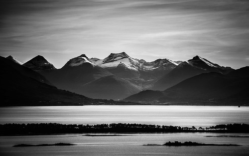 sea water fjord coast hills islets mountains molde romsdal romsdalsalpene norway moldefjorden