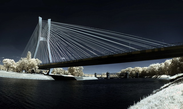 Rędziński Bridge in infrared