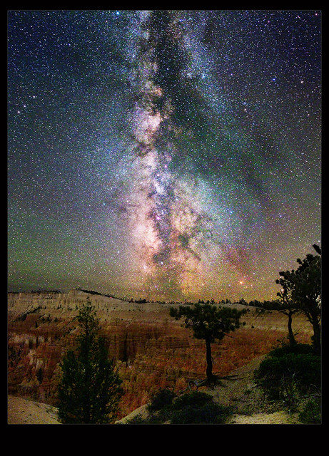 Milky Way over Sunset Point in Bryce Canyon National Park - Utah Astrophotography