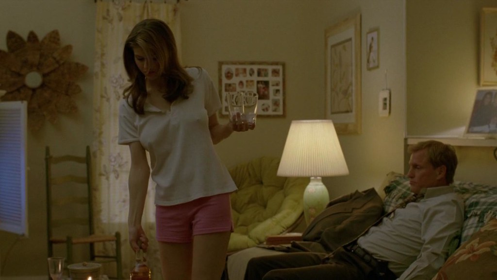Alexandra Daddario Naked In True Detective Wallpaper - StylishHDWallpapers.