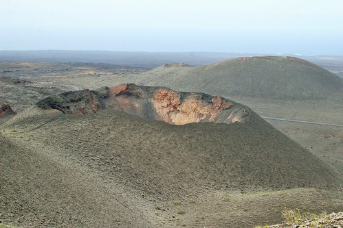 canon spain lanzarote spanien vulkan krater timanfaya naturescenes wonderfulworld canoneos30d oureurope kraterlandschaft voyagetravellingreise