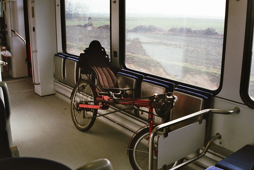 Ligfiets in Stadler GTW / recumbent bicycle in train | by m66roepers