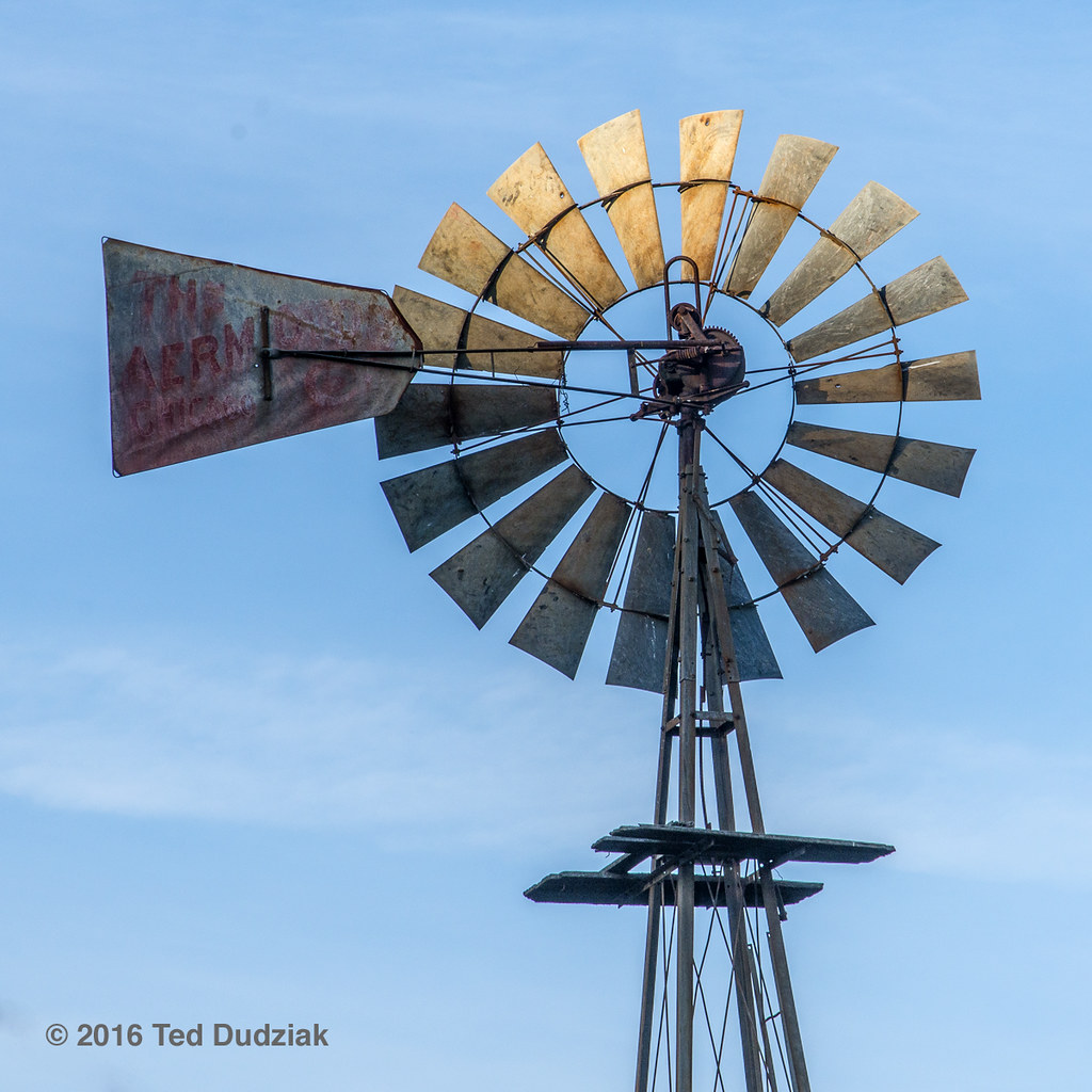 Aermotor Windmill in Livermore